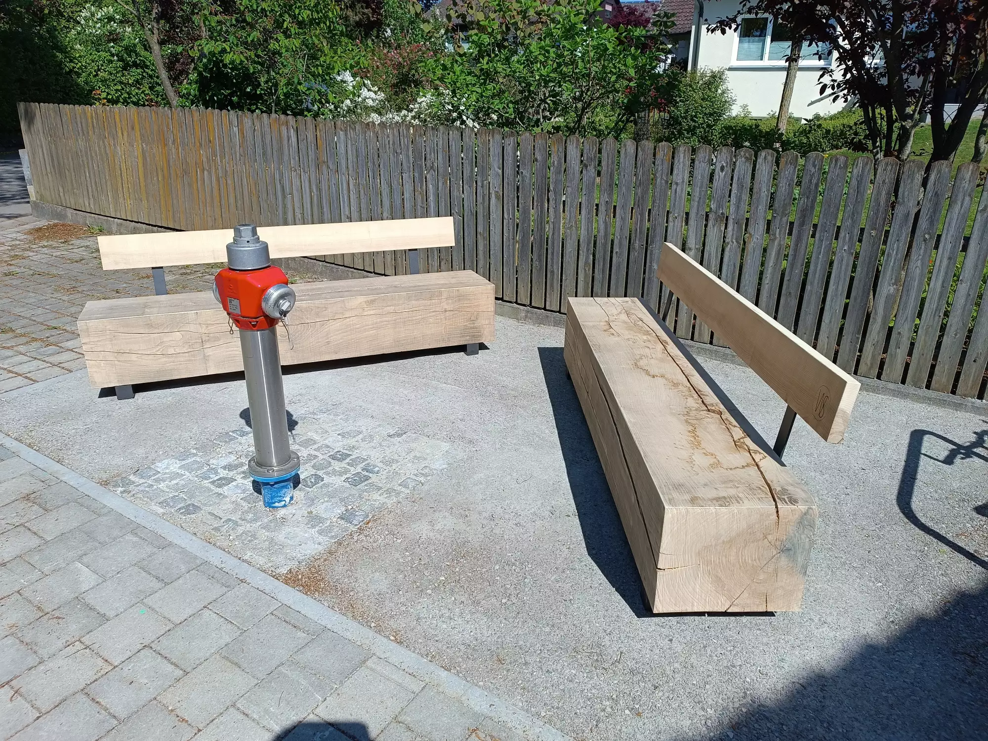 Vorplatz neu gestaltet Vorplatz neu gestaltet