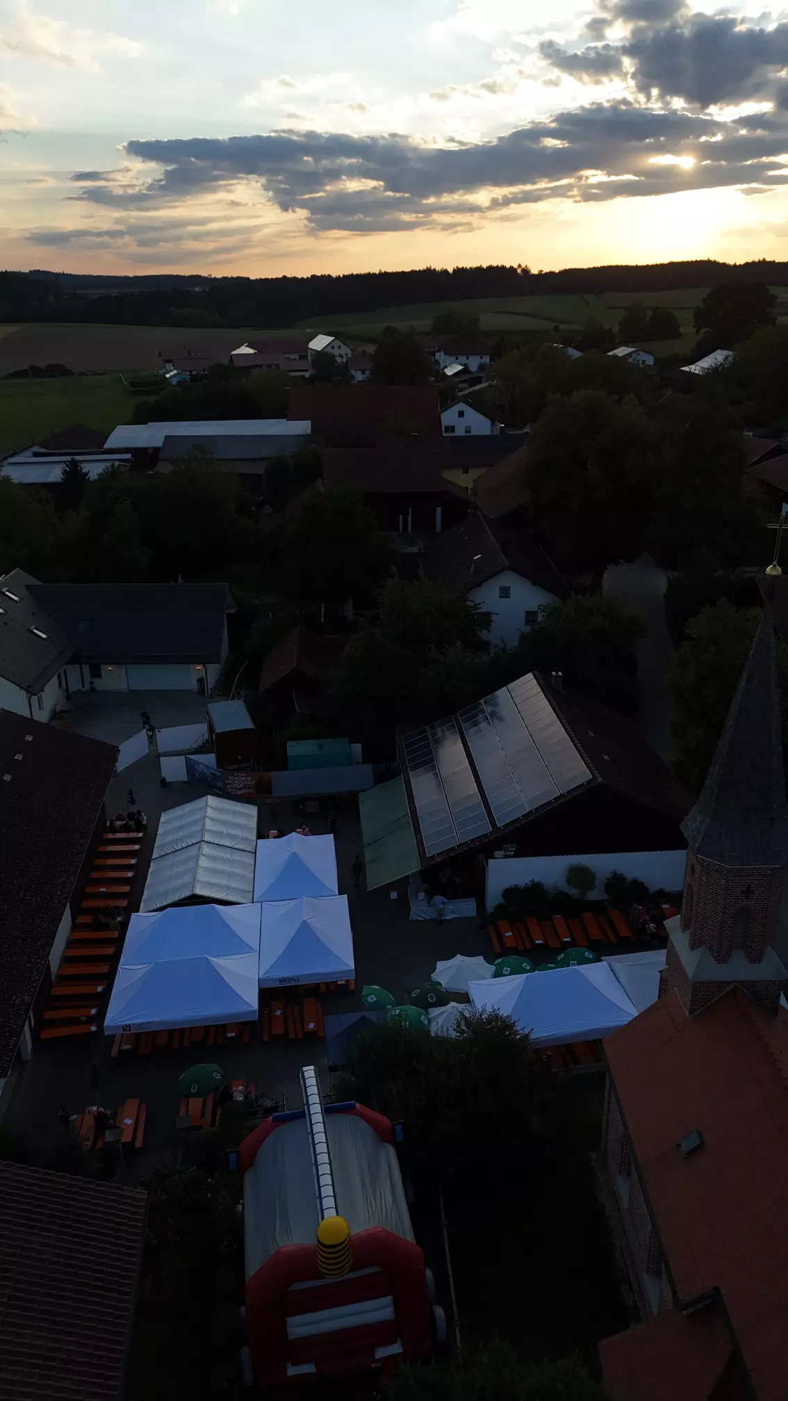 Dorffest Abendstimmung